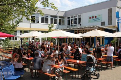Schulfest der Max-Planck Realschule – ein voller Erfolg Schulfest der Max-Planck Realschule – ein voller Erfolg