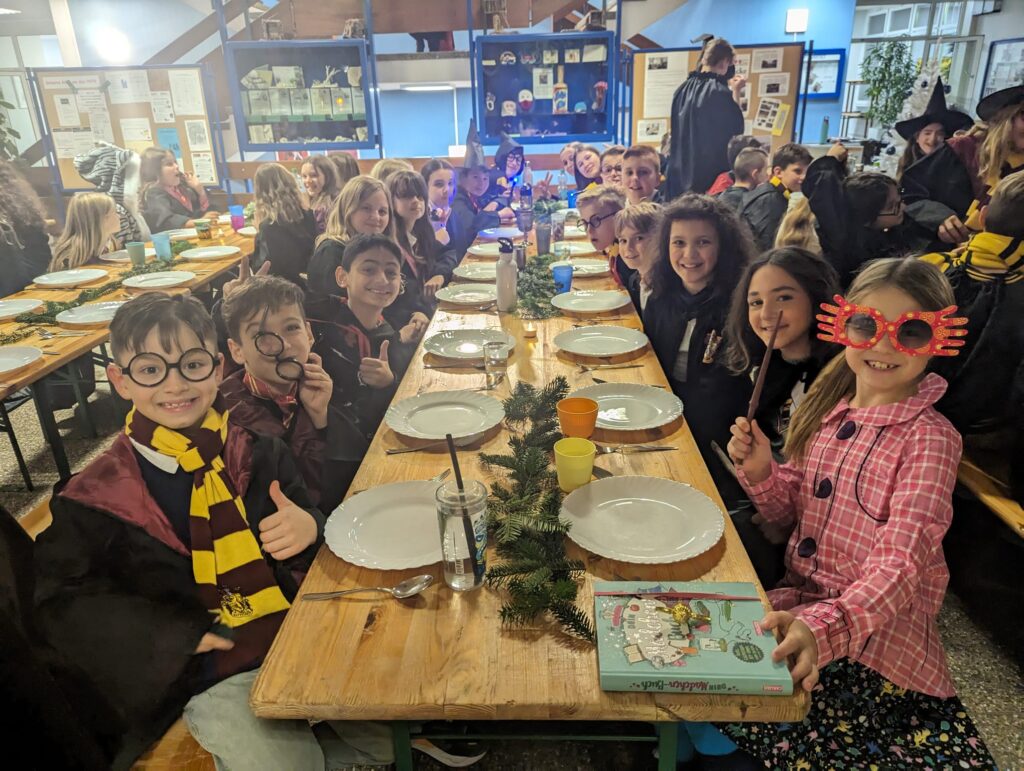 Realschüler feiern 25- Jahre Harry Potter