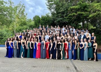 Ein unvergesslicher Abend – 119 RealschülerInnen feiern ihren Abschluss