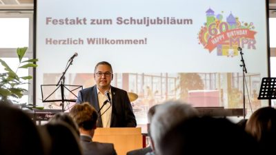 Realschule – „Die unverzichtbare Schule der Mitte“